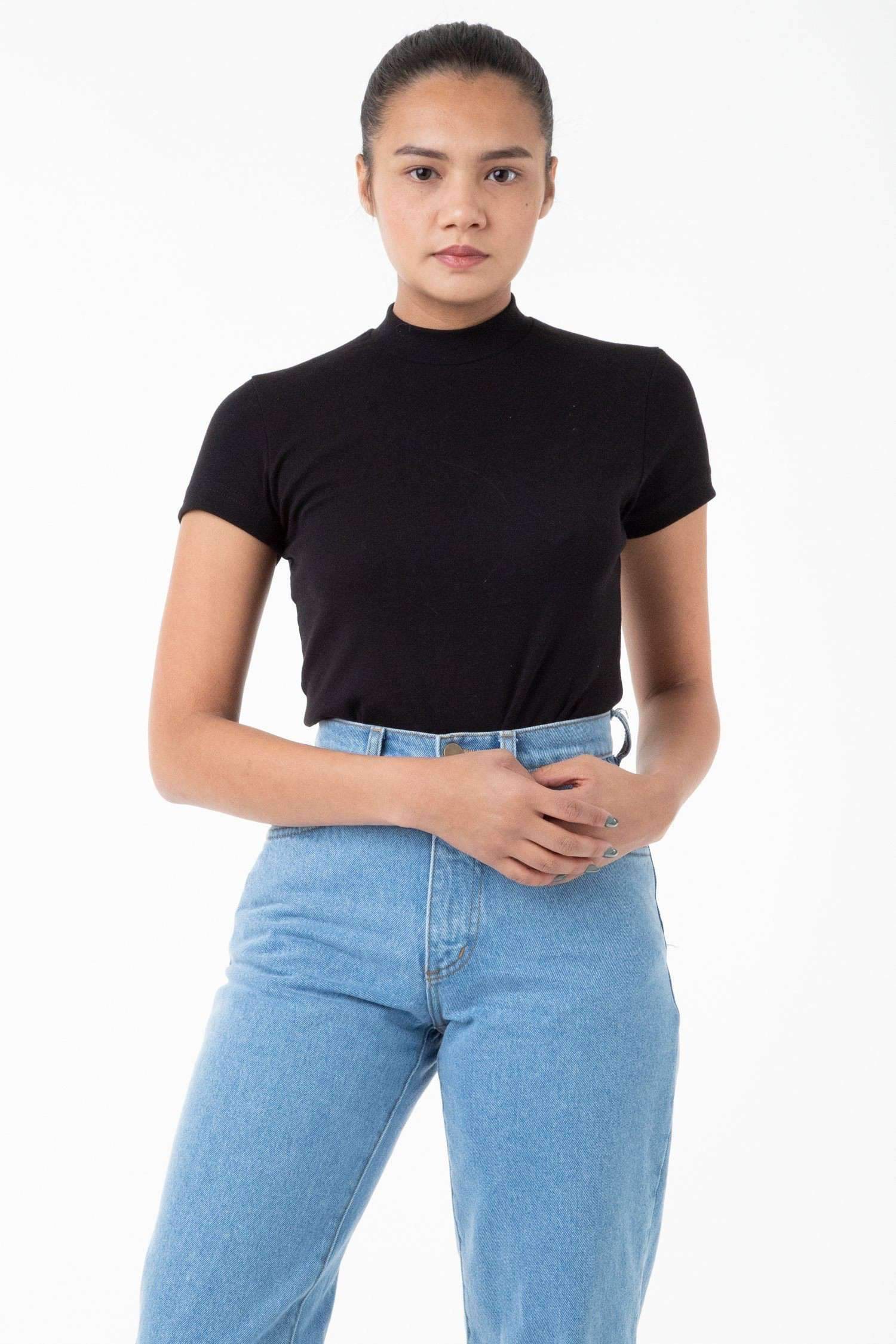 Stephanie is 5'2 and wearing size M/OS