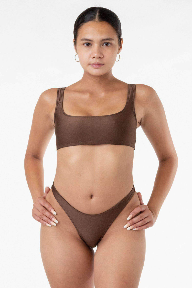 Stephanie is 5'2 and wearing size XS