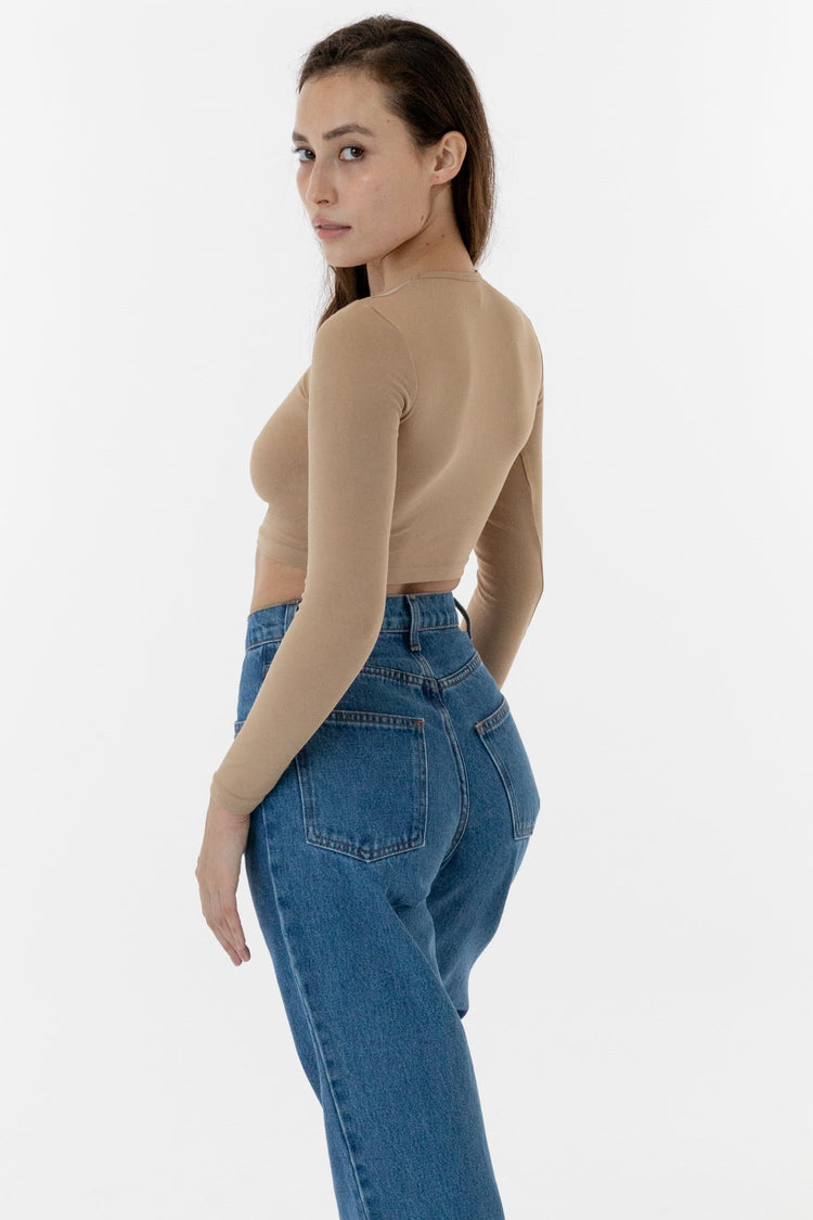 Rurika is 5'5 wearing size S