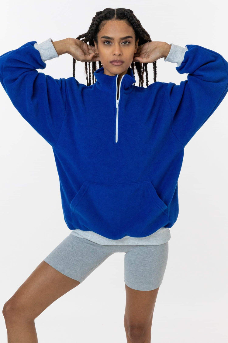 Monica is 5'8 and wearing size M