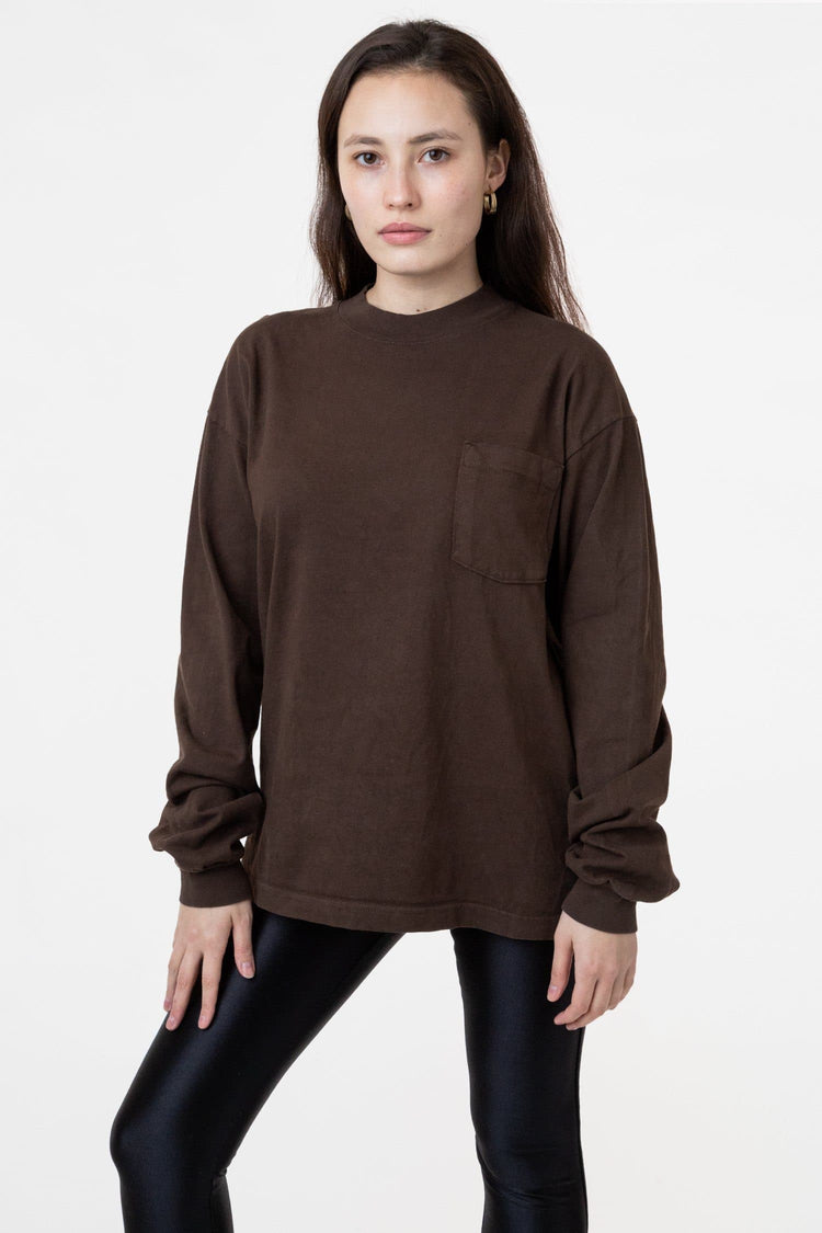 Rurika is 5'4 wearing size M