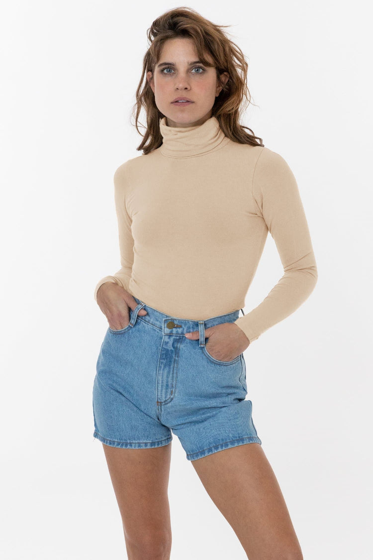 Sarah is 5'8 wearing size XS